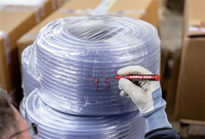 Alkoholos marker, 1,5-3 mm, kúpos, EDDING "300", fekete