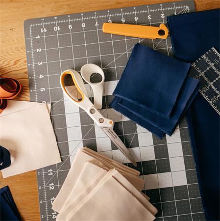 Varróolló, 21 cm, FISKARS "Amplify", fehér